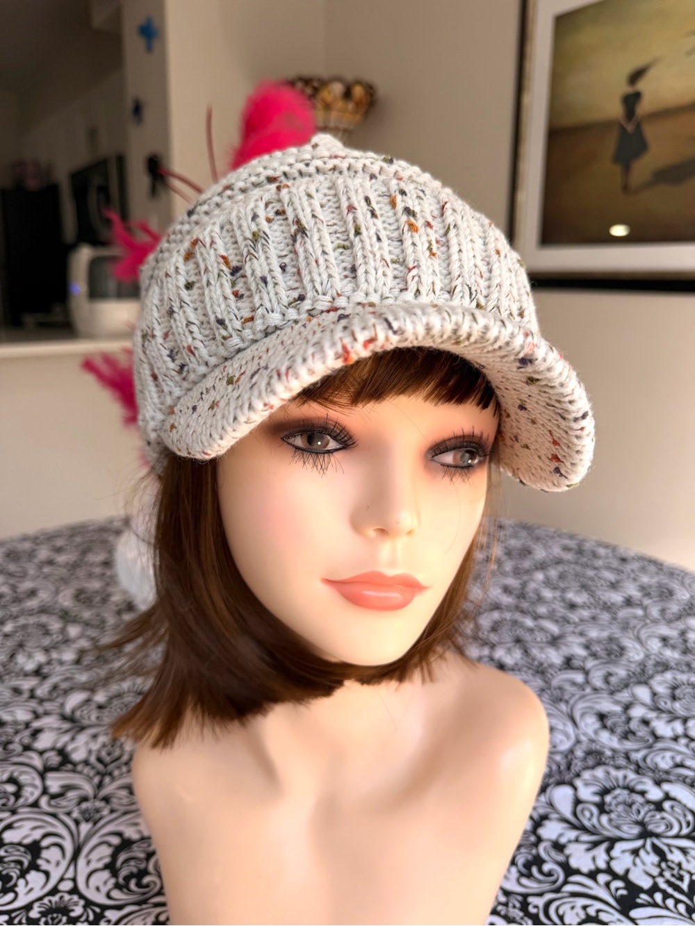 C.C. Exclusives Cream Tweed Knit Newsboy Cabbie Hat - Picture 2 of 11